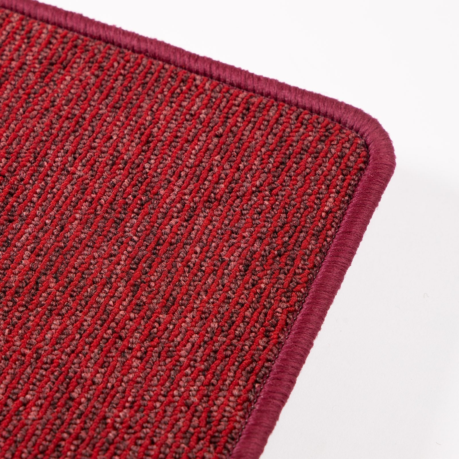 F3_Wine red