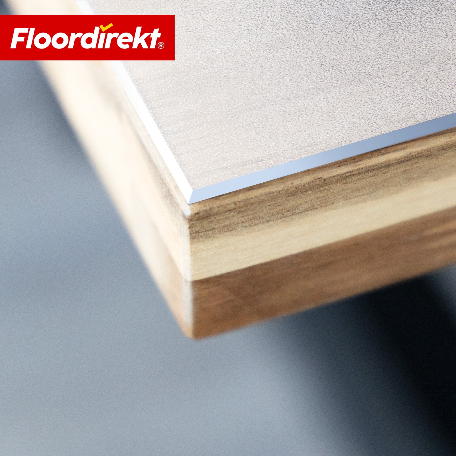 Bordfolie | Neo Milky | Halvtransparent bordbeskyttelsesfolie i mælkehvid med affaset kant på mål