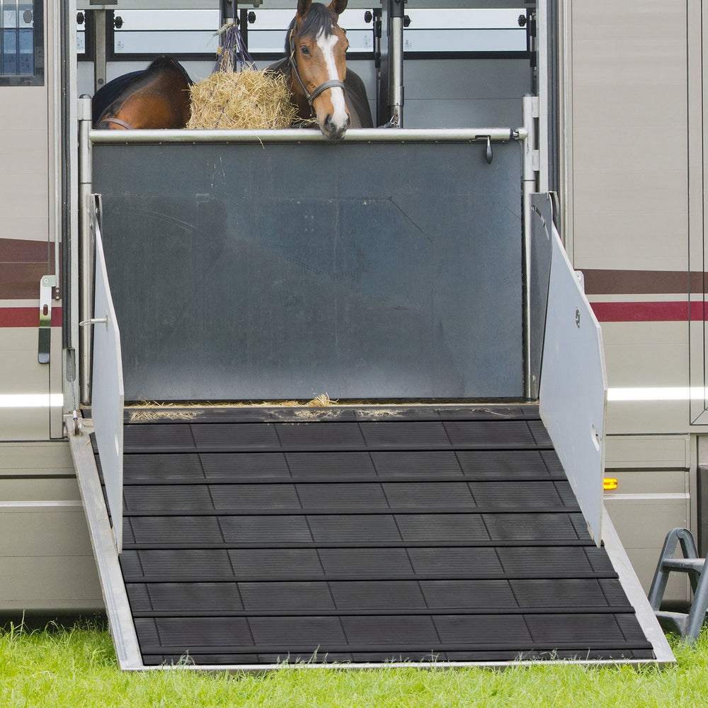 Rubber Trailer Ramp Mat | For Horse Box Trailers | GW8002 | 155 x 175