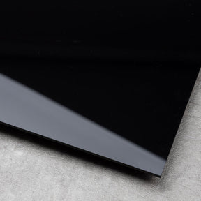F2_Black glossy