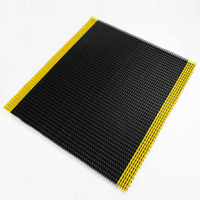 F4_Black Yellow